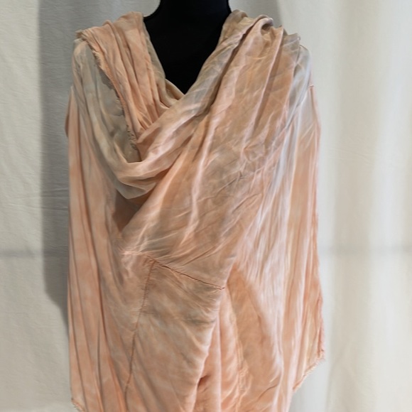 Cover-up - Picture 6 of 8